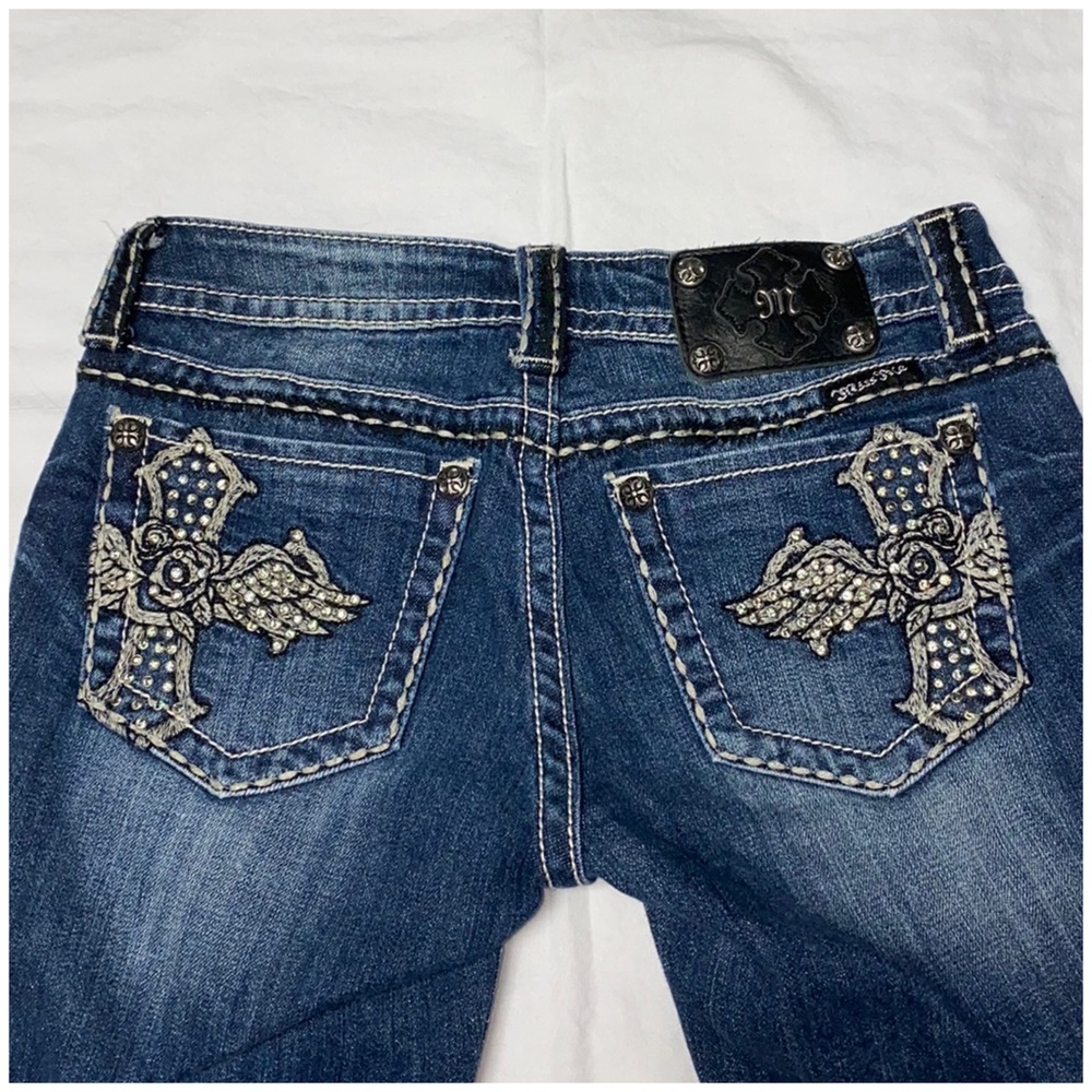 Cross Cropped
